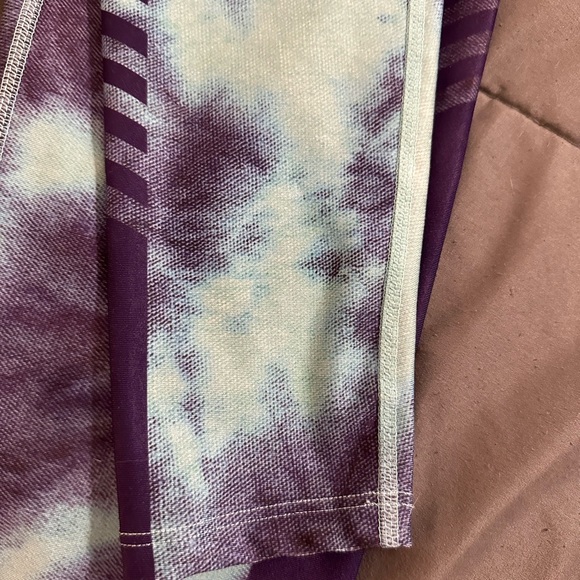 Workout Leggings - Picture 3 of 6